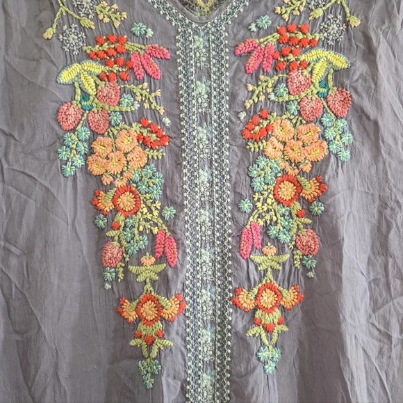Johnny Was Heidi Boho Embroidered Tunic Medium Graphite Gray Floral Flowers - Picture 11 of 11